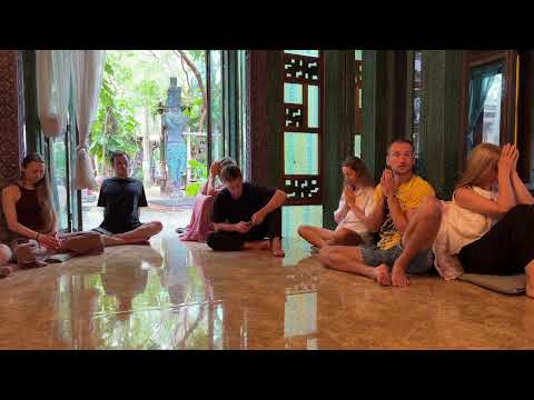 Видео: Бхарати Махарадж - Шримад Бхагаватам 2.5