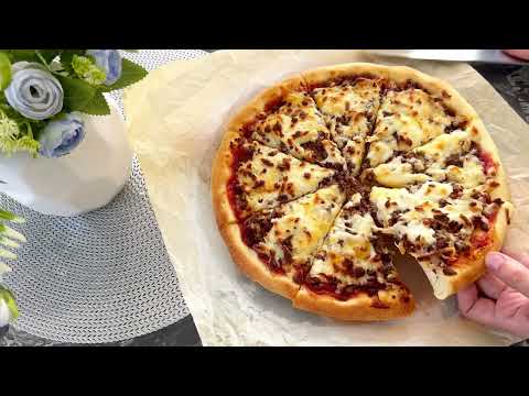 Видео: Пицца «Болоньезе» как в пиццерии. Рецепт настоящей пиццы. Как сделать тесто для пиццы.Пицца с фаршем