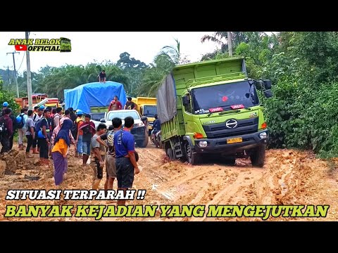 Видео: Шокирующее событие | Дорога полностью парализована, многие грузовики скользят и переворачиваются