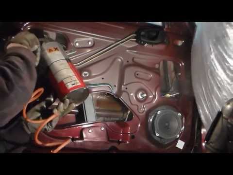 Видео: Задувка,обработка мовилью кузова ланос сенс № 20