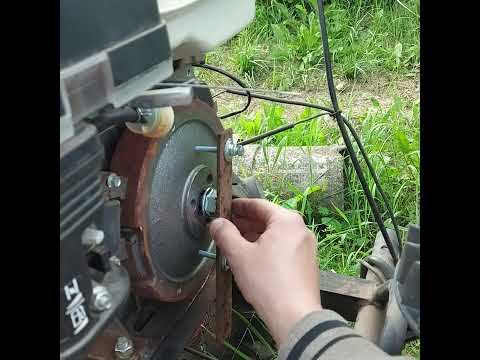 Видео: Видео как снять маховик с двигателя мотоблока, мотокультиватора, бензогенератора, мотопомпы стенли