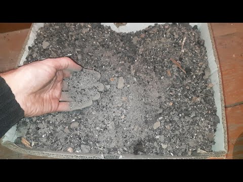 Видео: Угольная крошка (пыль) - как ею топить печь с колосниками, чтобы не просыпалась?