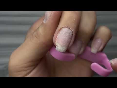 Видео: 😱😱😱😱😱😱съела ноготь. Коррекция натуральных ногтей с ремонтом обгрызенного ногтя 