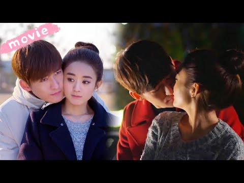 Видео: «Ты захватила этот fishpond!» Золушка признаётся в новогоднюю ночь, и CEO сразу целует её.