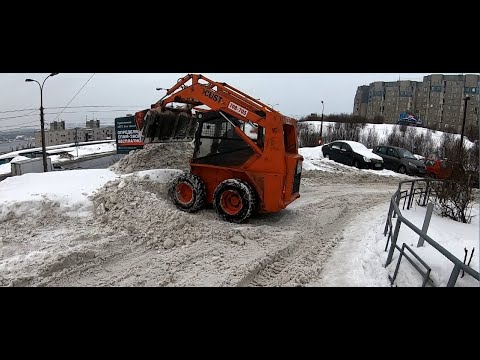 Видео: Самый прибыльный день для минипогрузчика.