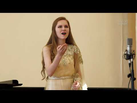 Видео: ЧАЙКОВСКИЙ Колыбельная песня - Екатерина Савинкова /TCHAIKOVSKY Cradle Song 16/1 Ekaterina Savinkova