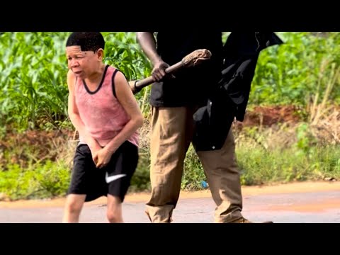 Видео: Районные мальчики и офицер Онва