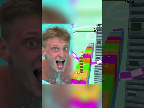 Видео: АЙПАДКИД В АКВАПАРКЕ