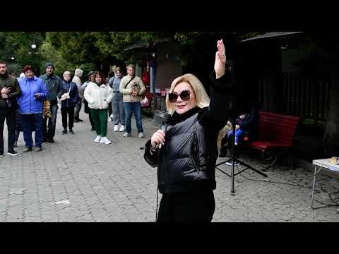 Видео: 3.10.25р.Оксана Білозір вТрускавці-концерт-нове