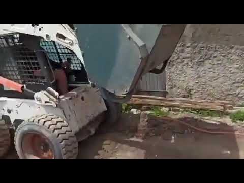 Видео: Обзор бетономешалка на мини-погрузчик Bobcat объем ковша в наличии 200-250-400-600-800-1000 м3  КИИТ