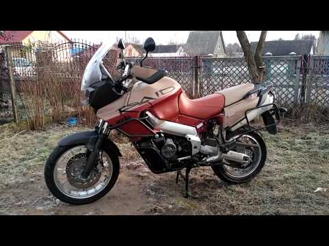 Видео: Aprilia caponord rally raid 1000 обзор Априлия Капонорд ралли рейд