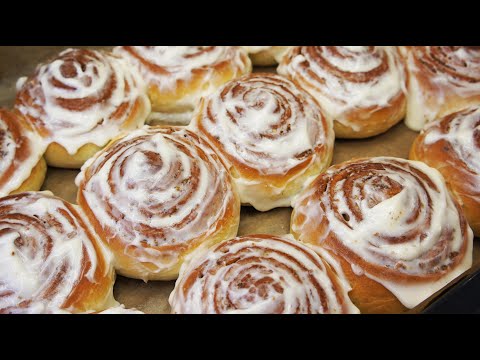 Видео: ВОЗДУШНЫЕ БУЛОЧКИ СИННАБОНЫ РЕЦЕПТ | БУЛОЧКИ С КОРИЦЕЙ И КРЕМОМ РЕЦЕПТ