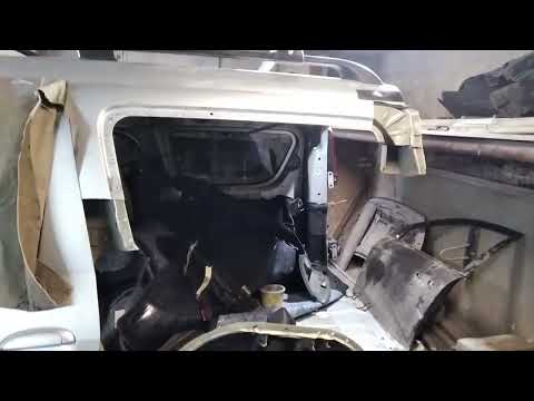 Видео: Стапельные работы вытягивание левого заднего крыла на ларгусе lada.