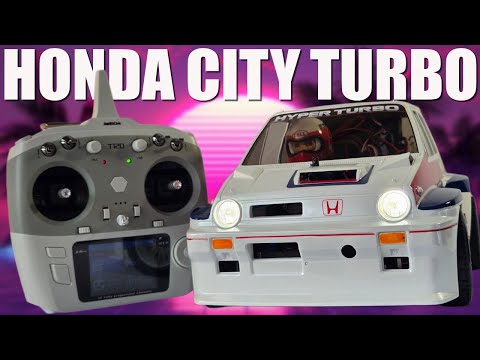 Видео: Honda City Turbo — с мощным звуком GT, фарами, окрашенным драйвером и приятными обновлениями.