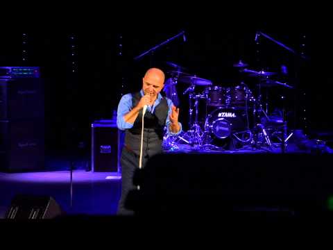 Видео: Непара - не плач (верни любовь) live. Александр Шоуа