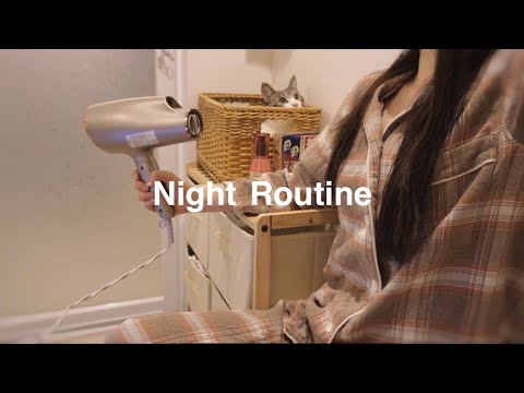 Видео: Одинокая офисная леди, живущая одна в Японии с котом👩🏻‍💻Рутина буднего вечера после работы🛀✨