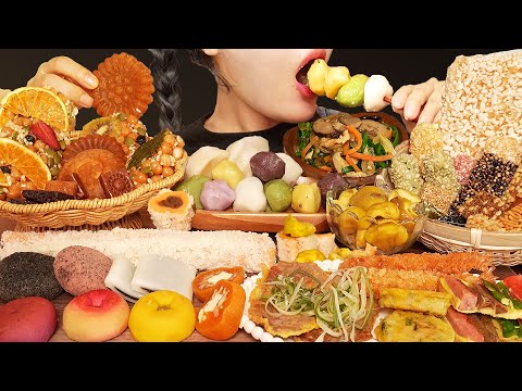 Видео: SUB)ASMR MUKBANG 🎊Канун праздника 🎉Корейская праздничная вечеринка с едой #TteokMukbang #Hangwa