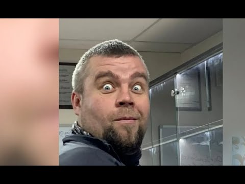 Видео: Протащил женщину привязанной к бамперу машины и забил кувалдой