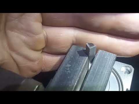 Видео: Заточка бойка пневмостеплера для рамок.