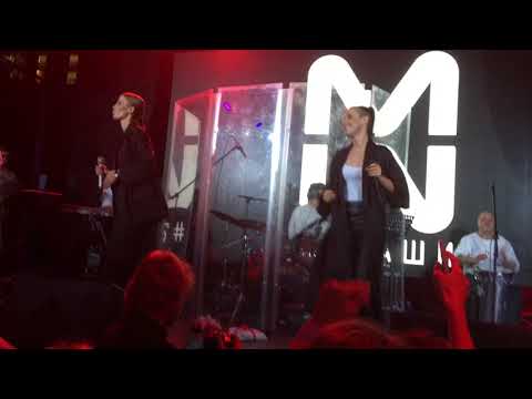 Видео: #2МАШИ концертная версия " Мама,я танцую..." 13.10.2018