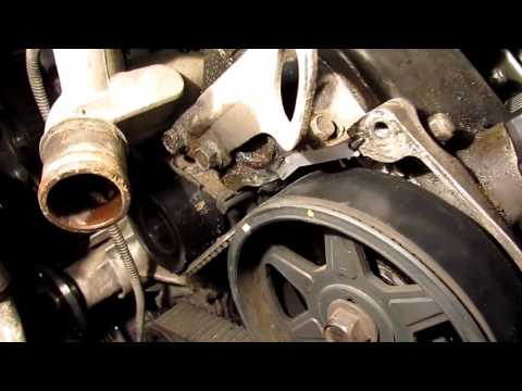 Видео: мазда 323 застучал мотор .