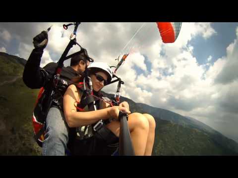 Видео: Полет с парапланер тандем Paragliding tandem flight Bulgaria