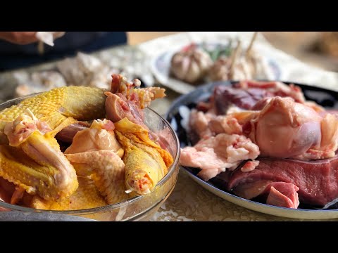 Видео: Внимание!!!Этот плов никогда не попробует турист!!Ритуальный плов из красного петуха.Узбекистан.