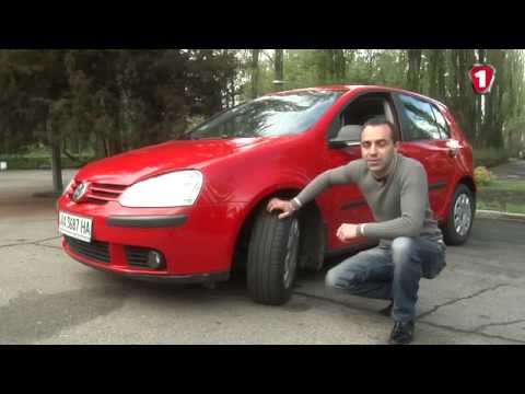 Видео: Подержанный VW Golf 5 2004 г. (пятое поколение Фольксваген Гольф).  АвтоцентрТВ №24.