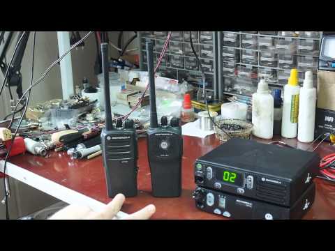 Видео: Преимущества новых аналоговых радиостанций Motorola DP1400 и DM1400