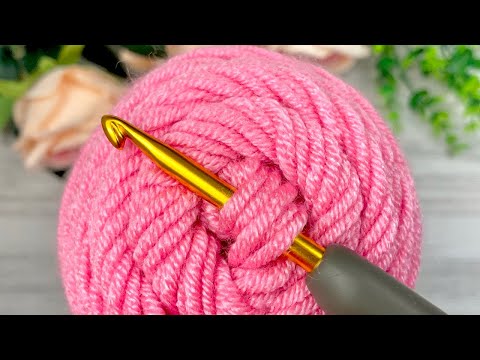 Видео: Ух ты! Я никогда раньше не видела такого модного узора крючком! Милая и простая вязка крючком