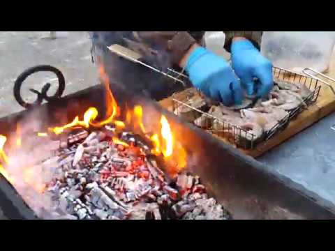 Видео: ШАШЛЫК ИЗ ПИЛЕНГАСА НА МАНГАЛЕ. ЧИСТИМ РЫБУ НА GREENWORKS