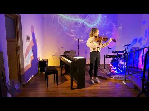 Видео: И. С. Бах - Чакона - София Воржева