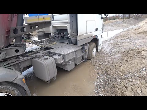 Видео: Утопил Дафа((Булькнул в жиже еле вытянули