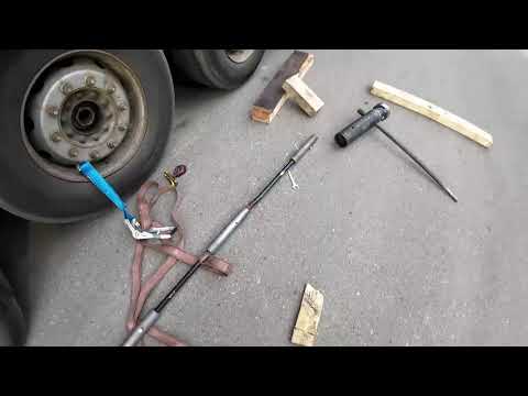 Видео: Откручивание ступичных гаек с осей SAF