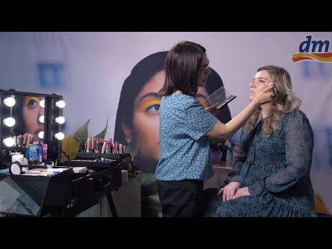 Видео: Гримьорът Ива Денчева представя две грим визии