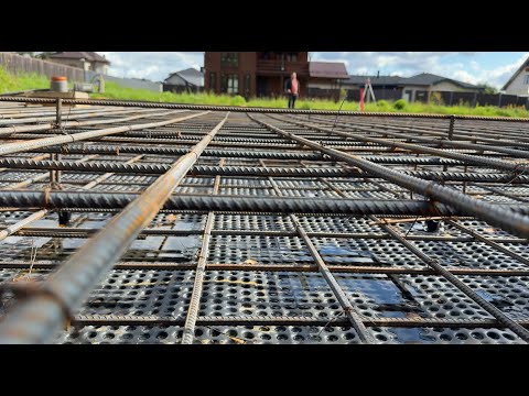 Видео: Фундамент, который выдержит всё | 80 кубов бетона и 6 тонн арматуры | Жедочи