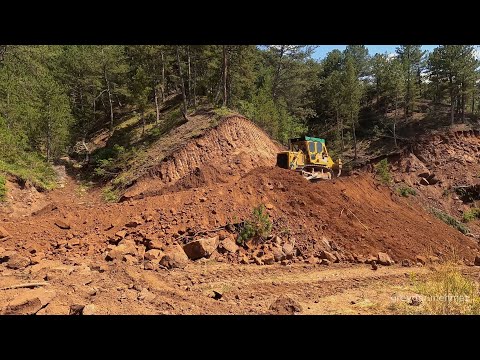 Видео: Как бульдозер Caterpillar D7g выходит на новый путь #caterpillar #bulldozer #machine