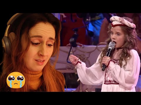 Видео: Реакция на исполнение Амирой Уиллигхаген «O Mio Babbino Caro», Андре Рье («Любовь в Венеции»)