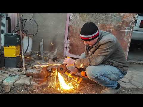 Видео: Аккумуляторная болгарка ingco 900w 18-20v тест на металле с диском 115-125 мм. 3 скорости.