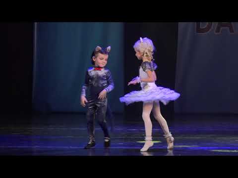 Видео: Кошечка и кот. Чванова Милана, Борис Дейков.