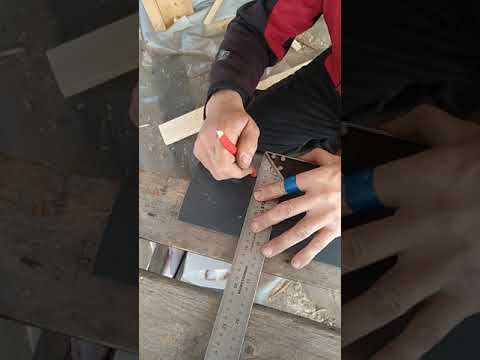 Видео: Монтаж металлических откосов на фасад из металлосайдинга.
