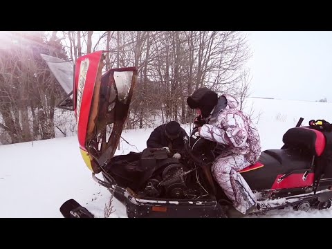 Видео: Заклинил двигатель на  Снегоходе. Адская Посудина от РМ!