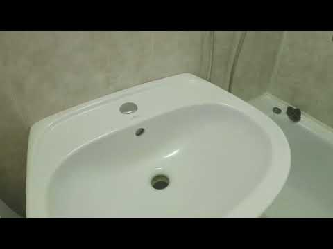 Видео: Как установить раковину ( тюльпан).