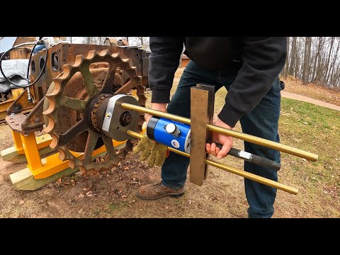 Видео: Обработка и испытания тягового адаптера для ступиц главной передачи Caterpillar RD-6 — № 2H1768, ...