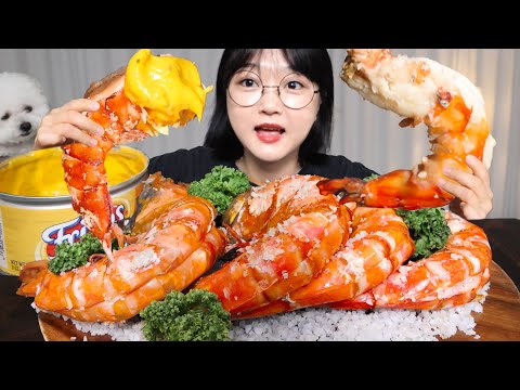 Видео: Гигантские креветки на гриле с солью🦐Мукбанг ASMR