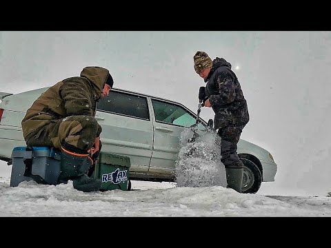 Видео: ГЛУХОЗИМЬЕ ОТМЕНЯЕТСЯ поймали много щук...