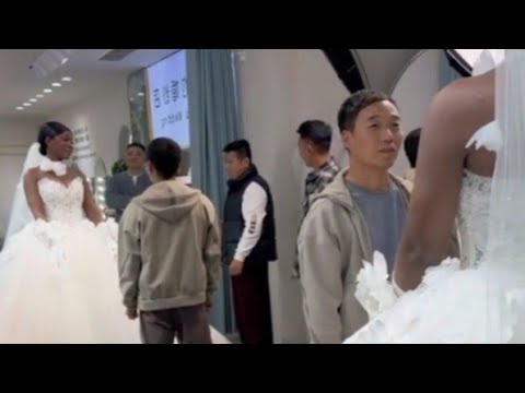 Видео: Африканская леди и ее муж-китаец собираются пожениться, следуя традициям китайской культуры