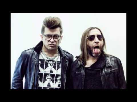 Видео: Караоке( - ) - Чёрный день - БИ 2