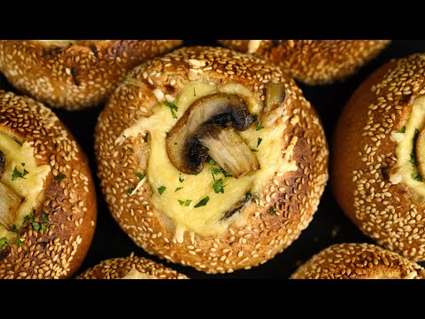 Видео: Мужики оценят! Жульен с грибами и курицей! Идеальное рецепт на праздник и на каждый день!