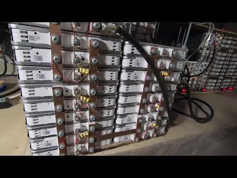 Видео: Аккумулятор для солнечной электростанции из электромобиля Nissan leaf